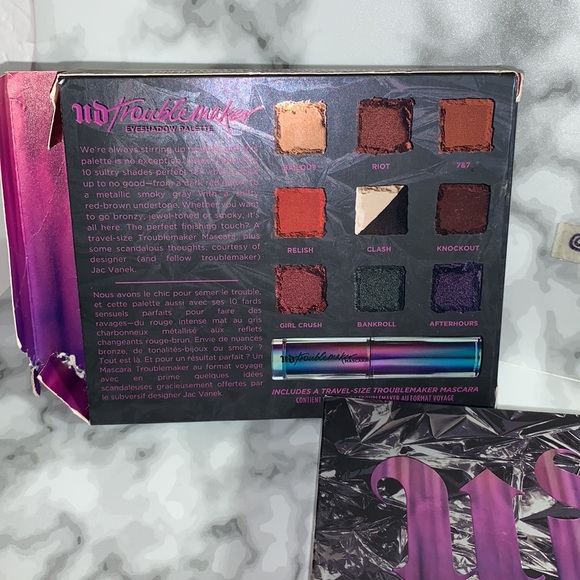 Urban Decay Trouble Maker Eyeshadow Palette - Picture 8 of 13